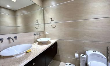 OFREZCO VENTA PENTHOUSE LA CALLEJA BAJA