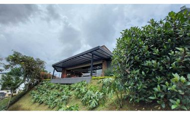 Majestuosa Casa Campestre en El Retiro, zona Centro