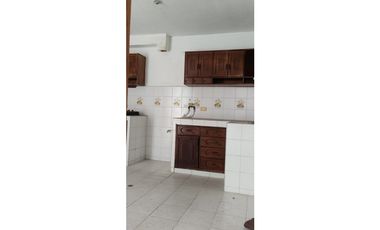 CASA -OFICINA -EN ARRIENDO VILLAVICENCIO