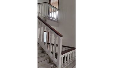 CASA -OFICINA -EN ARRIENDO VILLAVICENCIO