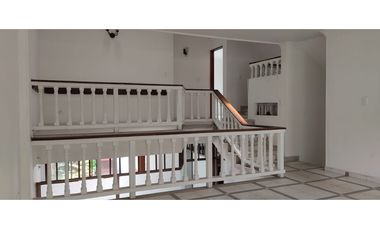 CASA -OFICINA -EN ARRIENDO VILLAVICENCIO