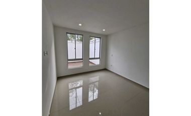 Venta Casa Urbana en Conjunto Residencial 150 m2 La Mesa,Cundinamarca