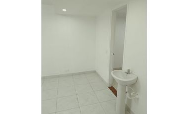 Se Vende Consultorio en la Clínica Risaralda- Pereira