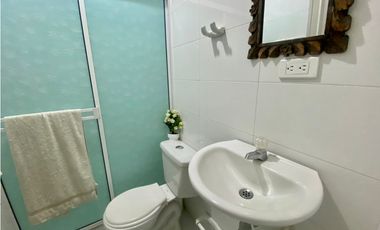 SE VENDE CASA CON SEIS APARTAMENTOS EN BAVARIA, SANTA MARTA