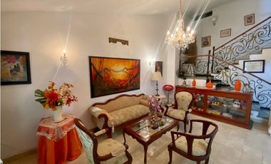 SE VENDE CASA CON SEIS APARTAMENTOS EN BAVARIA, SANTA MARTA