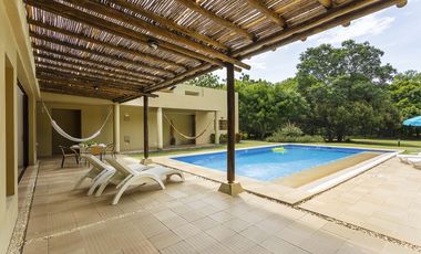 CASA EN VENTA GIRARDOT CONDOMINIO HACIENDA EL PASO