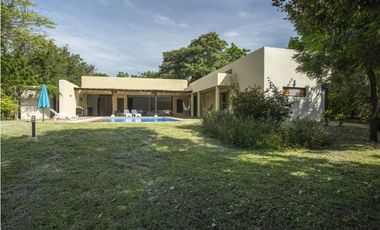 CASA EN VENTA GIRARDOT CONDOMINIO HACIENDA EL PASO