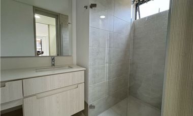VENTA APARTAMENTO EN EL POBLADO CERCA AL CC EL TESORO