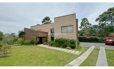 Casa Campestre en Parcelación Sector El Tablazo