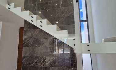 ULTIMA CASA EN VENTA EN PRIVADA CON AMENIDADES AL NORTE DE MERIDA