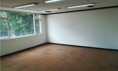 Arriendo Edificio El Lago