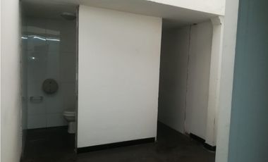 Arriendo Edificio El Lago