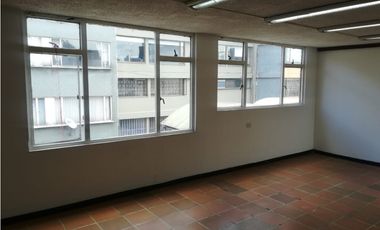 Arriendo Edificio El Lago