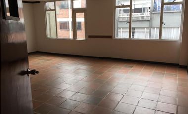 Arriendo Edificio El Lago