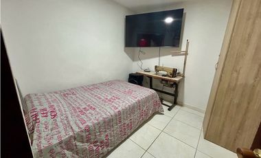 SE VENDE CASA 1 PISO EN CAMPO VALDEZ FRENTE AL HOSPITAL INFANTIL
