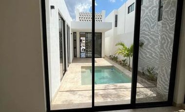 Casa en renta amueblada en privada residencial zona de Conkal
