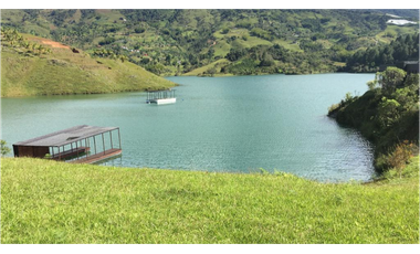 LOTE EN VENTA GUATAPE ANTIOQUIA