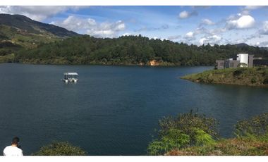 LOTE EN VENTA GUATAPE ANTIOQUIA