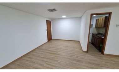 EN ARRIENDO OFICINA EN EL POBLADO