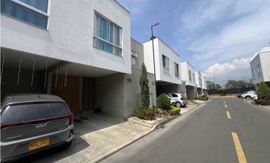 VENTA DE CASA EN CIUDAD COUNTRY- TURPIAL, JAMUNDI