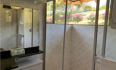 Venta de casa campestre en la vía la ceja a la unión