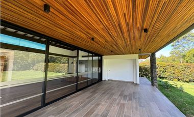 Casa para Arriendo Amoblado en Llanogrande