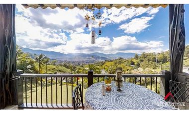 Casa Campestre en Arriendo Amoblado en Envigado Escobero parte baja