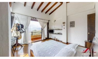 Casa Campestre en Arriendo Amoblado en Envigado Escobero parte baja
