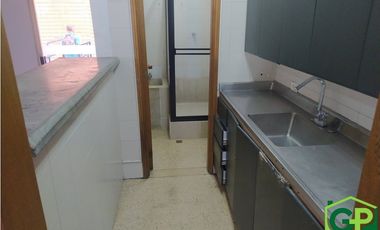 ARRIENDO OFICINA EN GUAYABAL