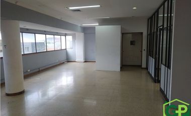 ARRIENDO OFICINA EN GUAYABAL