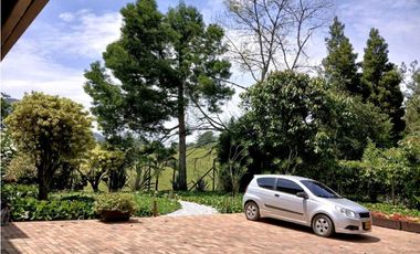 Venta casa en Llanogrande oriente atioqueño