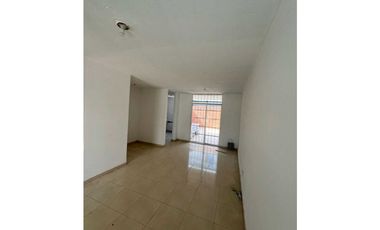 SE ARRIENDA CASA URB DON MIGUEL