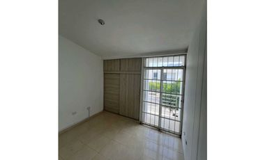 SE ARRIENDA CASA URB DON MIGUEL