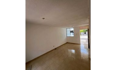 SE ARRIENDA CASA URB DON MIGUEL