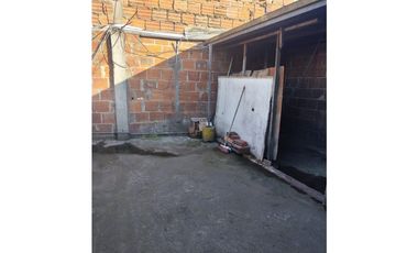 CASA COMERCIAL PATIO BONITO