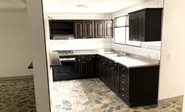 Edificio en Venta en Calasanz, Medellín