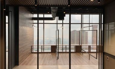 OFICINA A LA VENTA EN EXCLUSIVO EDIFICO