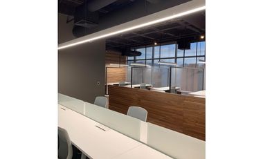 OFICINA A LA VENTA EN EXCLUSIVO EDIFICO