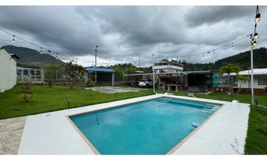 Finca en parcelación cerrada en venta Calucé Palmira Valle Colombia