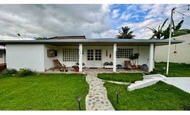 Finca en parcelación cerrada en venta Calucé Palmira Valle Colombia