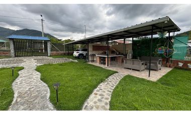 Finca en parcelación cerrada en venta Calucé Palmira Valle Colombia