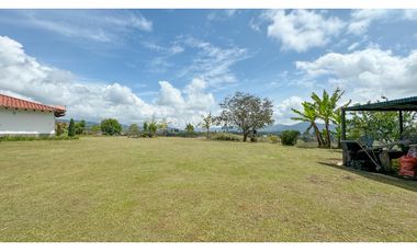 Casa Campestre en Parcelación Sector Aeropuerto