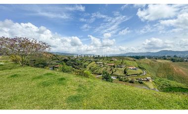 Casa Campestre en Parcelación Sector Aeropuerto