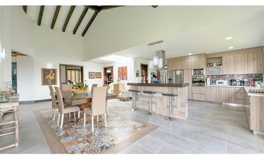 Casa Campestre en Parcelación Sector Aeropuerto