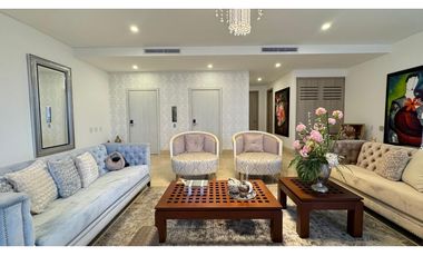 ARRIENDO ESPECTACULAR APARTAMENTO EN SECTOR DEL GOLF