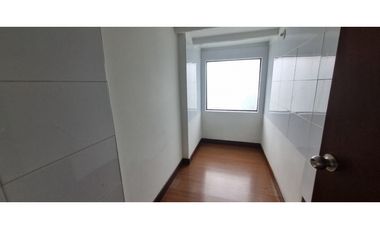 ARRIENDO PARA OFICINA CASA ILARCO EN CALLE CERRADA, 2 NIVELES