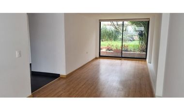 ARRIENDO PARA OFICINA CASA ILARCO EN CALLE CERRADA, 2 NIVELES