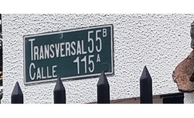 ARRIENDO PARA OFICINA CASA ILARCO EN CALLE CERRADA, 2 NIVELES