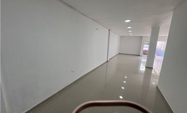 Arriendo local primer piso