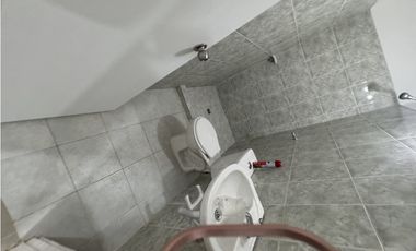 Arriendo local primer piso